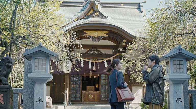 「全領域異常解決室」の庁舎は神社の隣